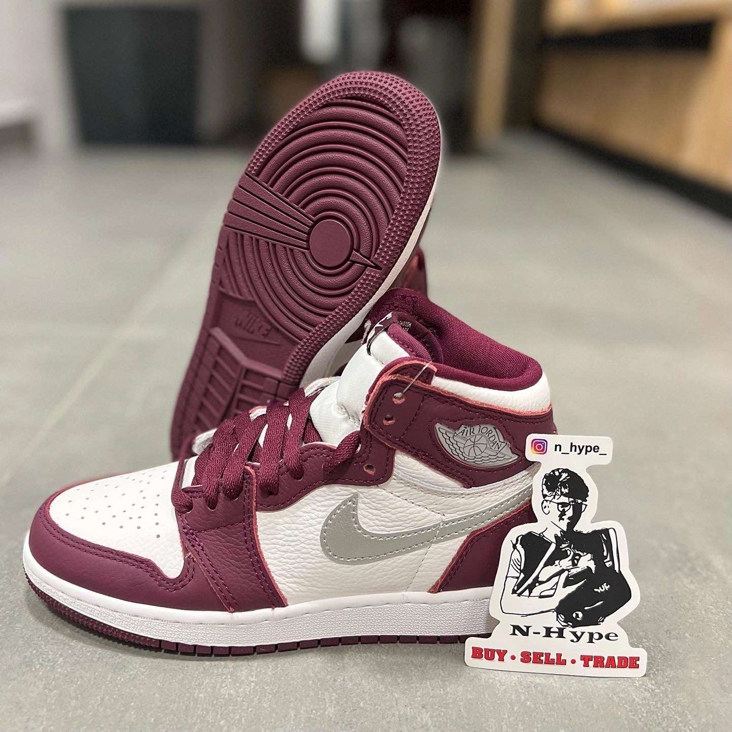 Jordan 1 Retro High OG Bordeaux (GS) - 575441-611 - N-Hype