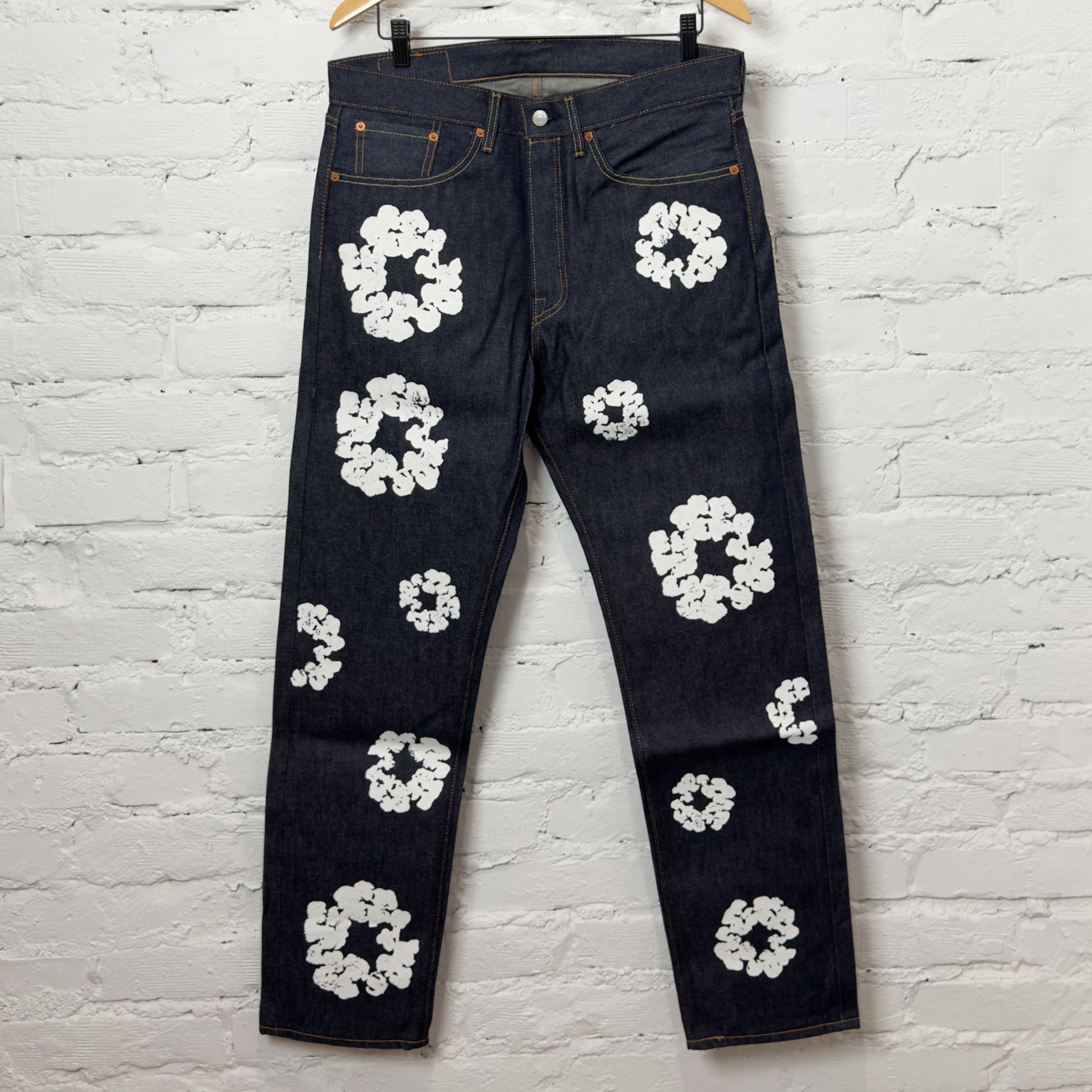 Denim Tears x Levi's Cotton Wreath Jean Dark Wash | N-Hype