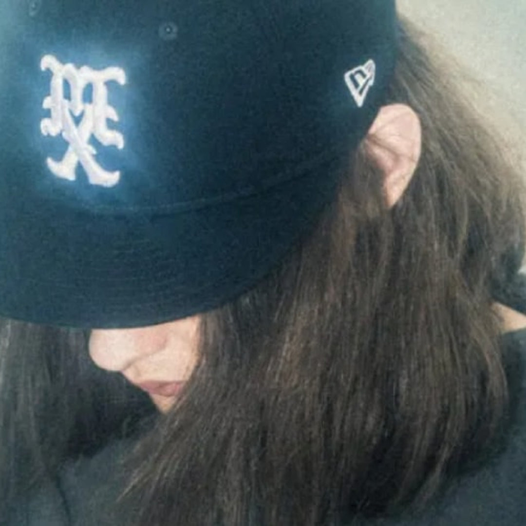 Nowa Kolekcja ©SAINT Mxxxxxx i New Era – Co Warto Wiedzieć o MLB-Themed SS26 Headwear?