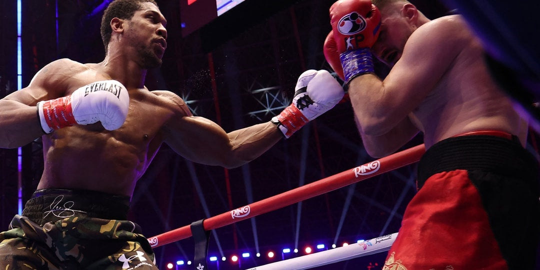 Anthony Joshua Wraca na Ring: Zwycięstwo w Dramatycznym Starciu w Dżeddzie