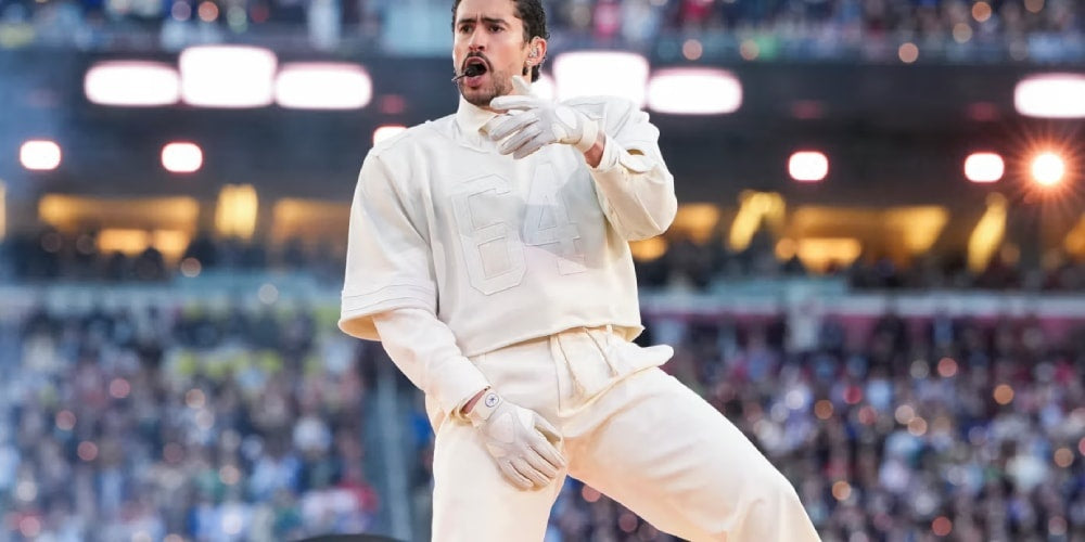 Bad Bunny bije rekordy oglądalności podczas Super Bowl LX – co to oznacza dla branży muzycznej i streetwearowej?