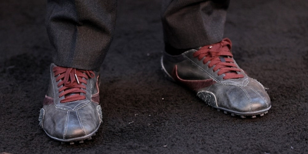 Travis Scott debiutuje unreleased Nike Moon Shoe podczas premiery 'The Odyssey'