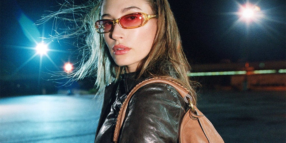 Nowa Kampania Miu Miu FW26 z Hailey Bieber i Xiao Wen Ju: Odkryj Esencję Nowoczesnej Femininności