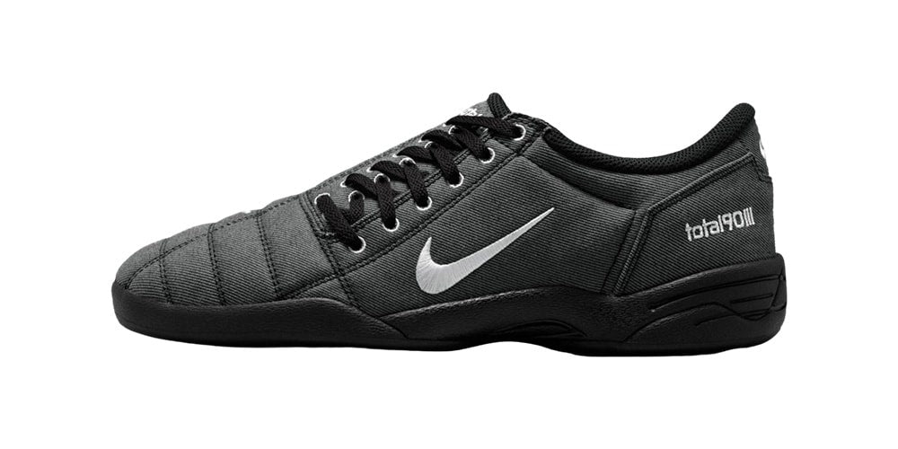 Nike Total 90 III “Black Denim” – Nowy Model Łączący Sport z Codziennością