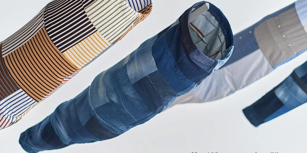 Muji x Reiko Sudo i Adrien Gardère: Transformacja Ubran w "Koi Continuum" na Nowojorskim Flagowcu