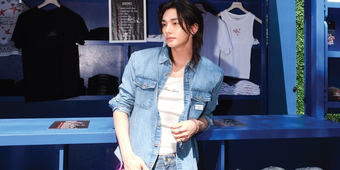Hyunjin z K-Popowego Zespołu Stray Kids w Nowym Pop-Upie GUESS JEANS na Melrose