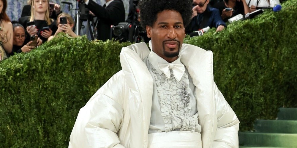 Jon Batiste i ERL: Nowa Kolekcja Inspirowana Barkleyem L. Hendricksem na Met Gala