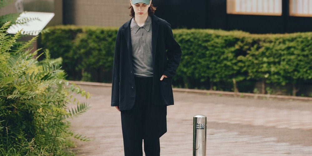 Powrót ATHLETIC FORMAL SUIT od FRUIT OF THE LOOM i Keiji Kaneko: Jak Zdobyć Ten Unikalny Strój?