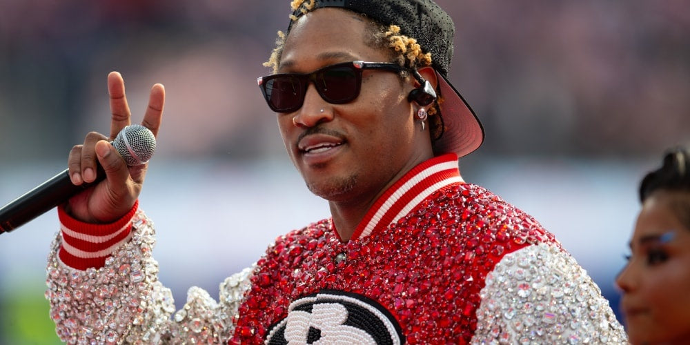 Future zadebiutował z albumem "The Real Me" i osiągnął 12. miejsce na szczycie Billboard 200