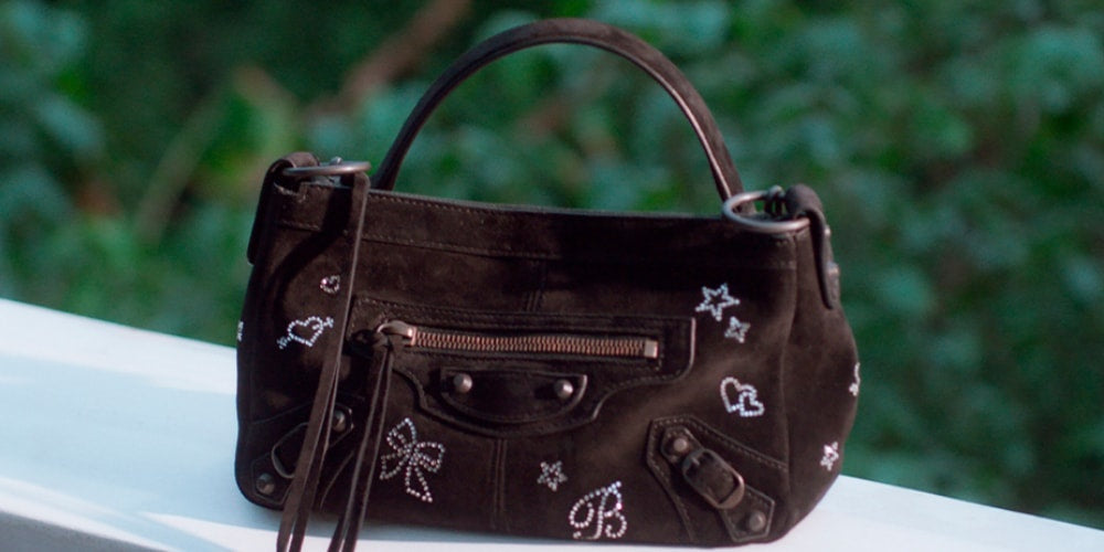 Balenciaga QIXI 26: Kolekcja, Która Wyraża Miłość w Modzie