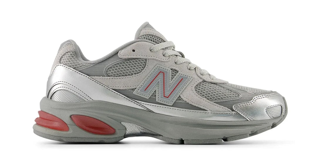 Odkryj Nowy New Balance 2010 "Silver/Red" - Must-Have w Twojej Kolekcji Sneakersów!