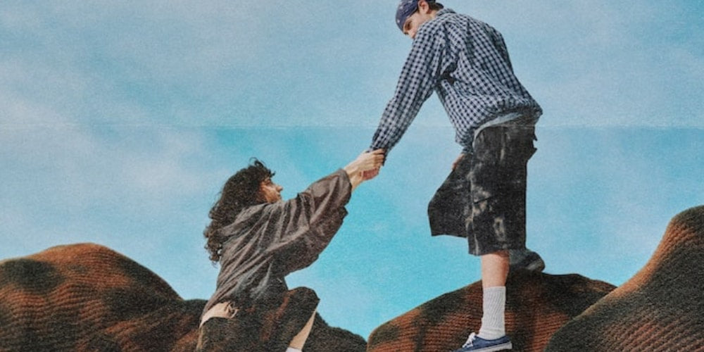 BEAMS i Gramicci: Nowe Cargo Shorts z Teksturowanej Tkaniny w Stylu Streetwear