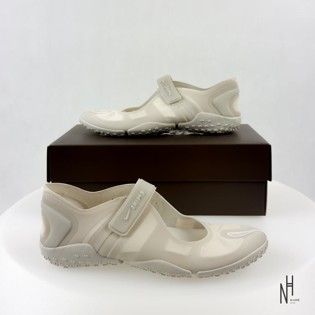 Nike x SKIMS Rift Mesh Light Bone