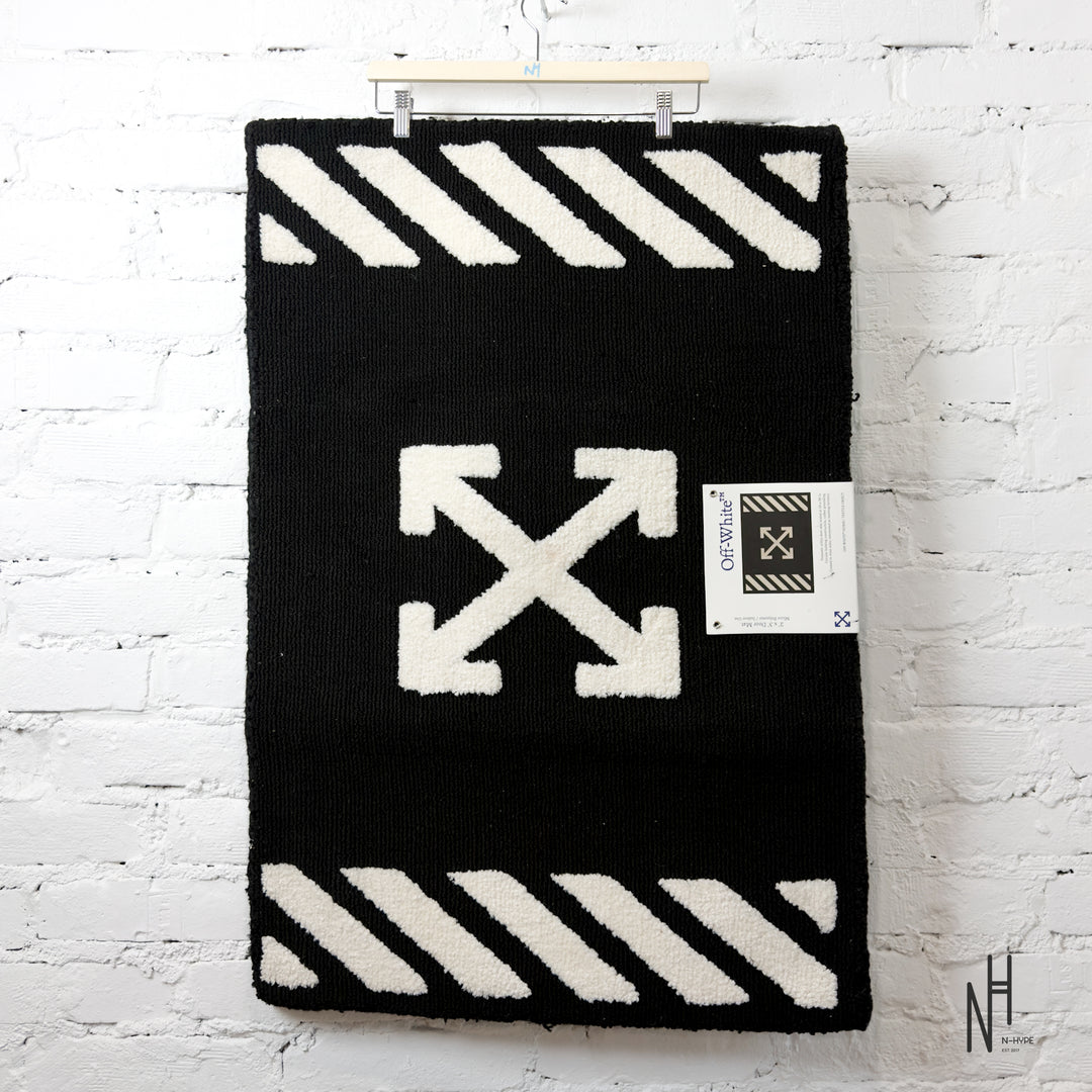 Off-White Arrows Door Mat Black White