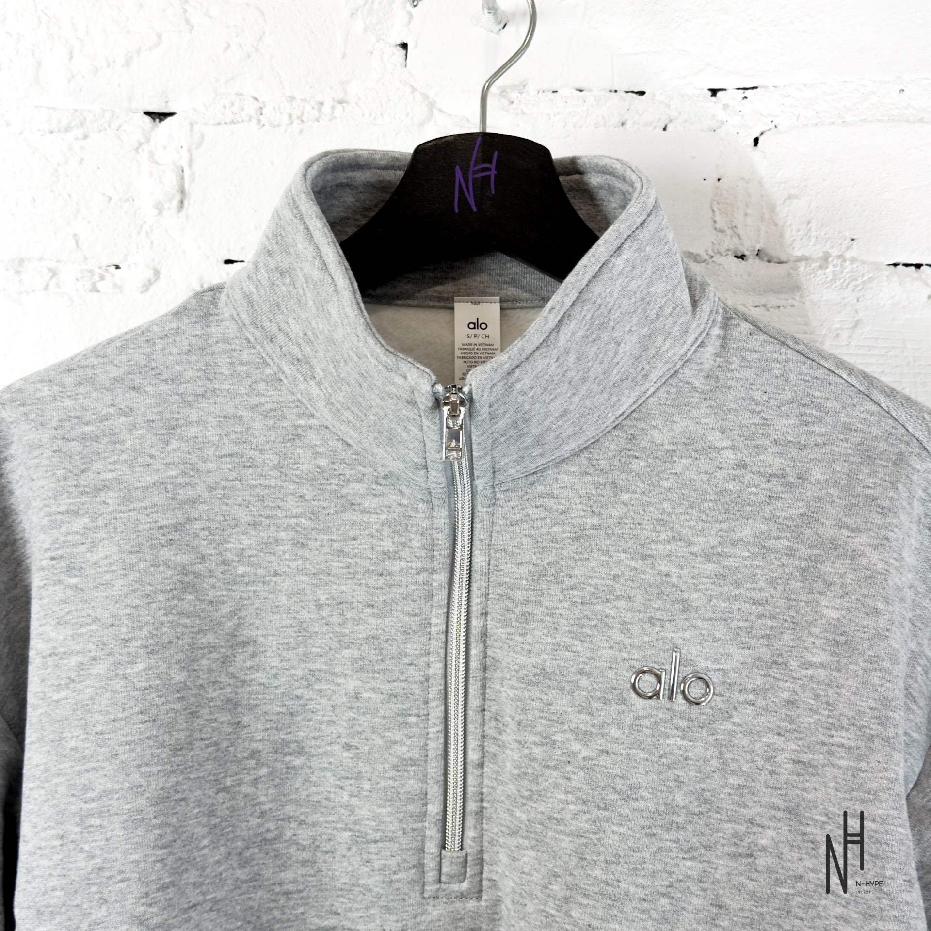 Alo Yoga Accolade 1/4 Zip Pullover Athletic Heather Grey Men – N-Hype