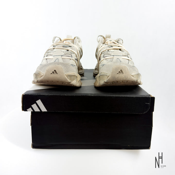 adidas XLG Runner Deluxe Wonder Beige