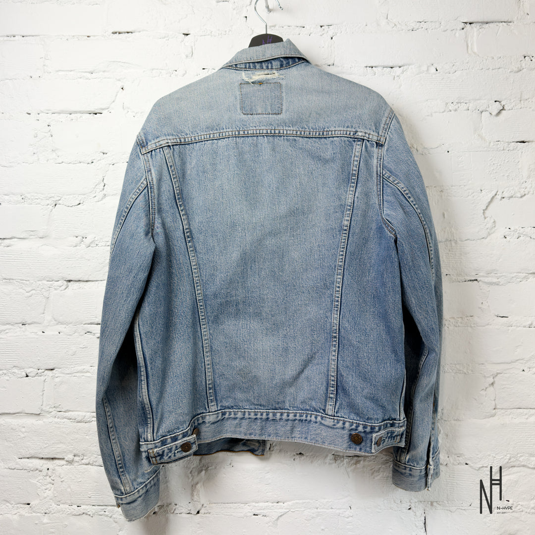 Levi's Denim Jacket / Light Wash