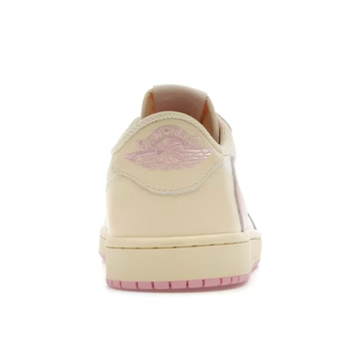 Jordan 1 Retro Low OG SP Travis Scott Shy Pink
