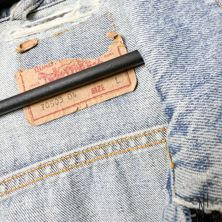 Levi's Denim Jacket / Light Wash