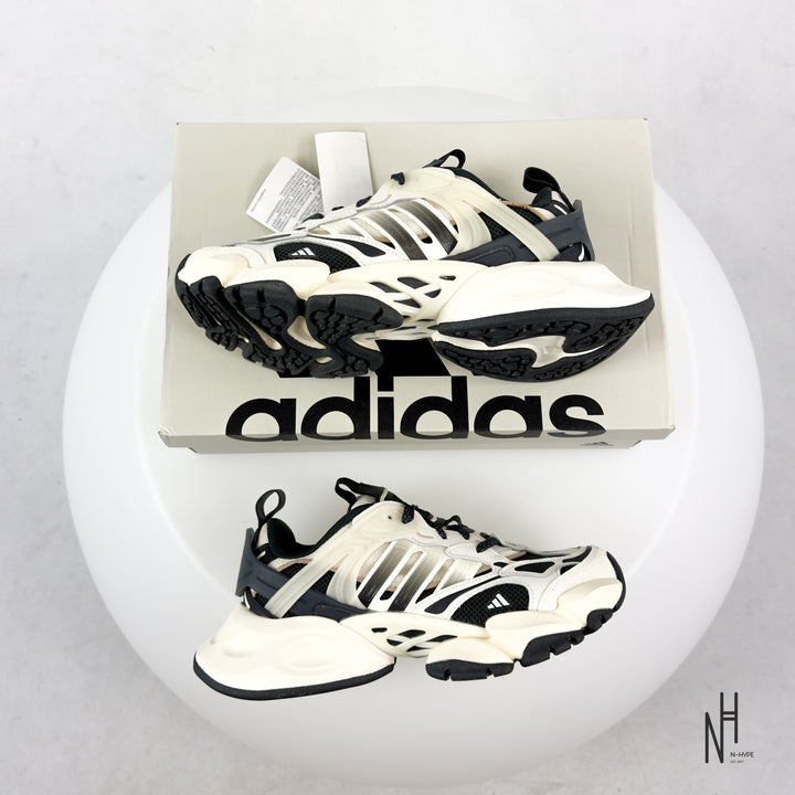 adidas XLG Runner Deluxe Beige