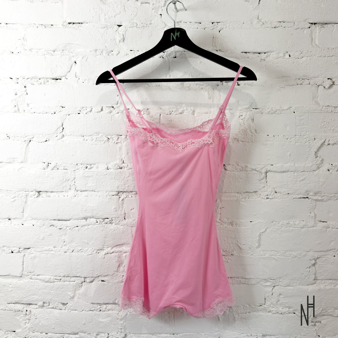 SKIMS Fits Everybody Lace Onesie Bubble Gum Tonal