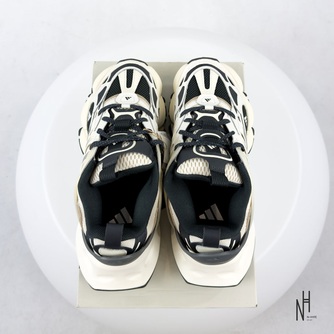 adidas XLG Runner Deluxe Beige