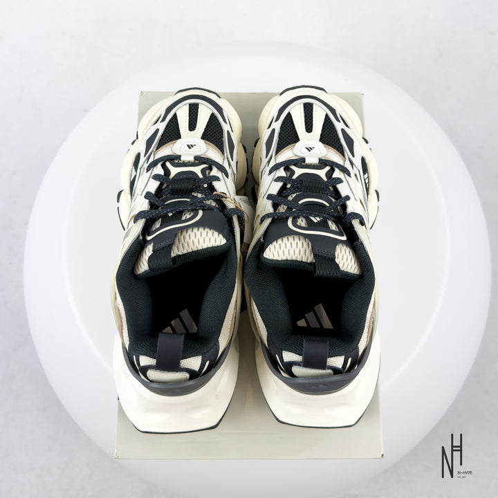 adidas XLG Runner Deluxe Beige