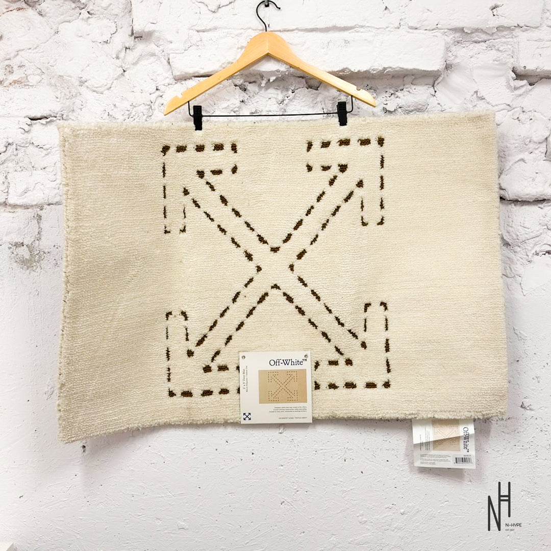 Off-White Arrows Door Mat White Dashed Brown
