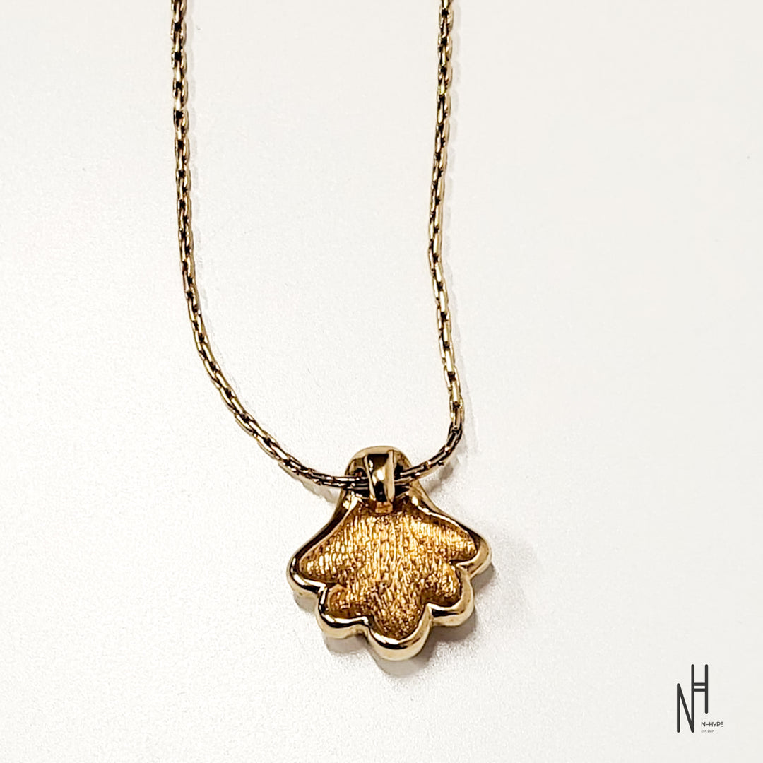 Christian Dior Vintage Shell Necklace