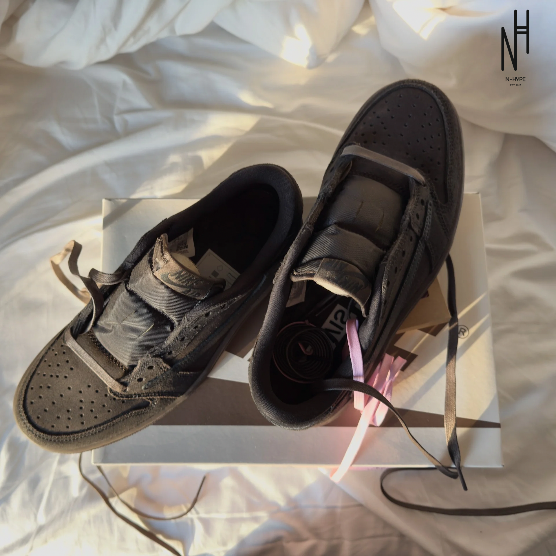 Jordan 1 Retro Low OG SP Travis Scott Black Phantom - DM7866-001 - N-Hype