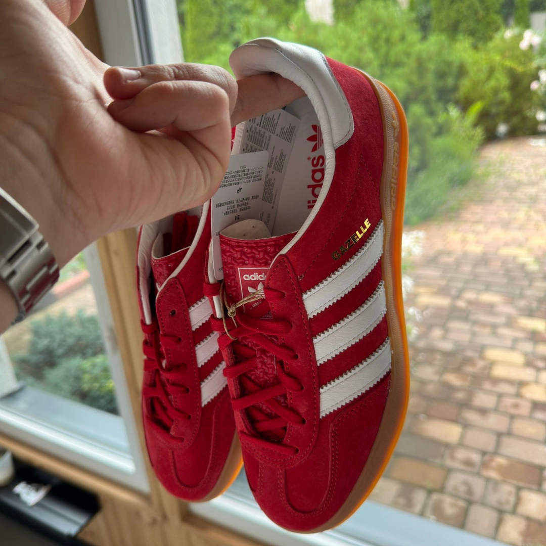 Adidas gazelle scarlet online