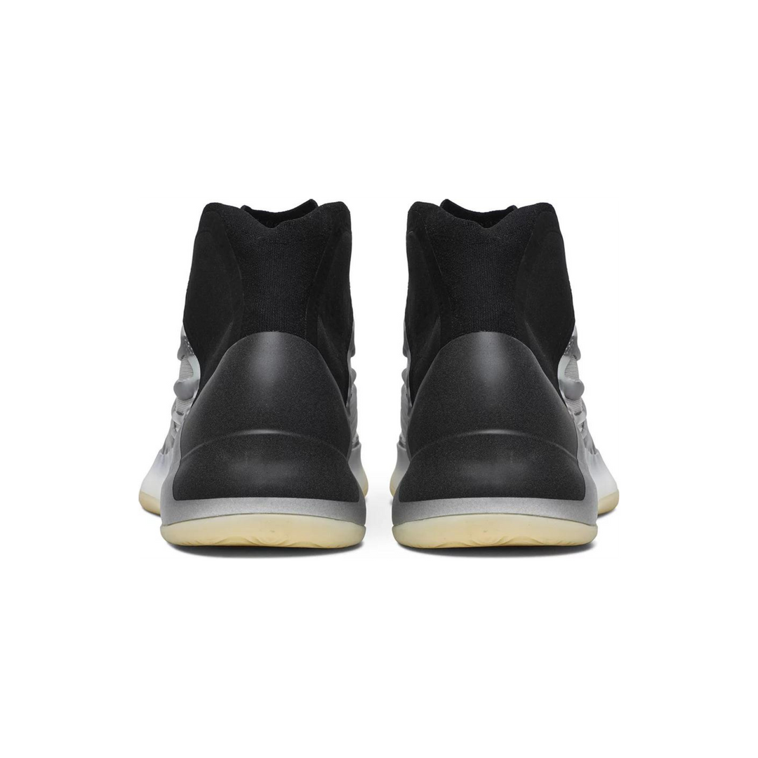 Adidas YZY QNTM BSKTBL (Performance Basketball Model)