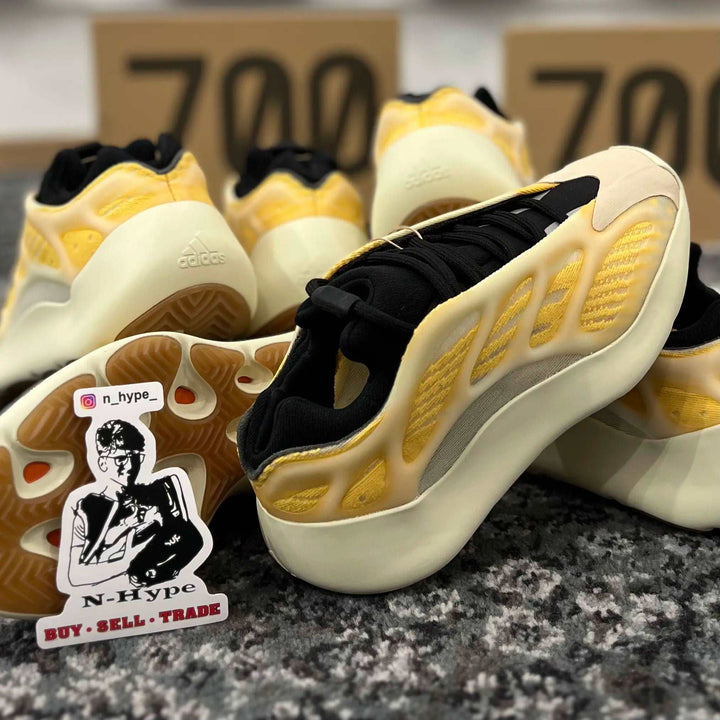 Adidas Yeezy 700 V3 Mono Safflower