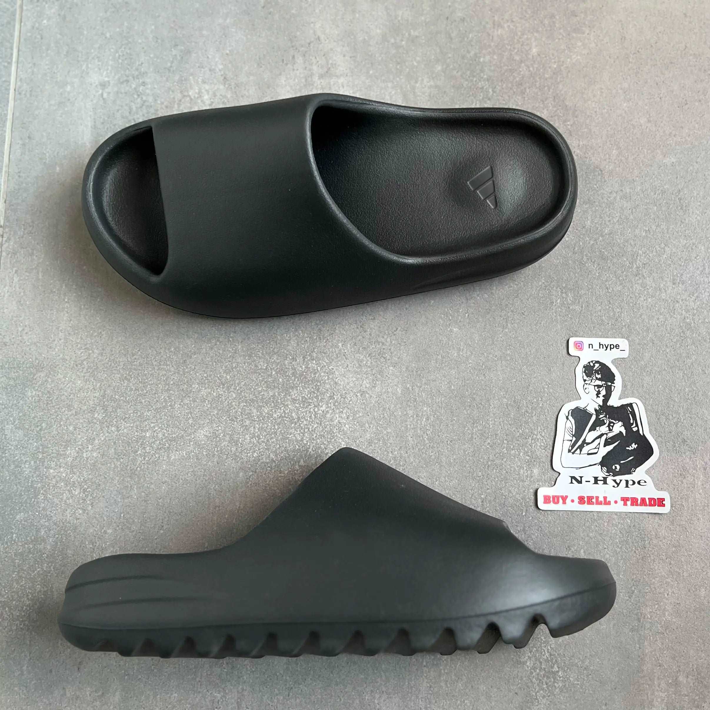 YEEZY SLIDE onyx - 靴