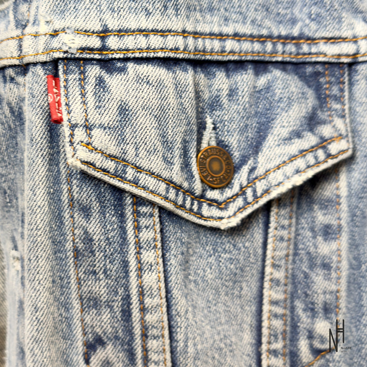 Levi's Denim Jacket / Light Wash