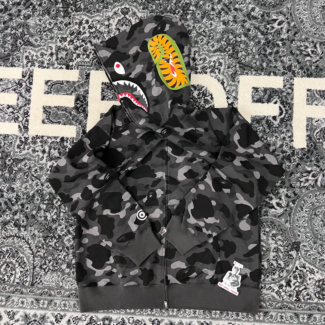 Black camo bape hoodie shop