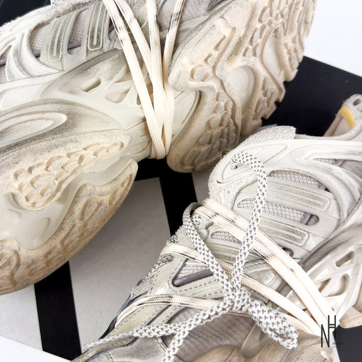 adidas XLG Runner Deluxe Wonder Beige