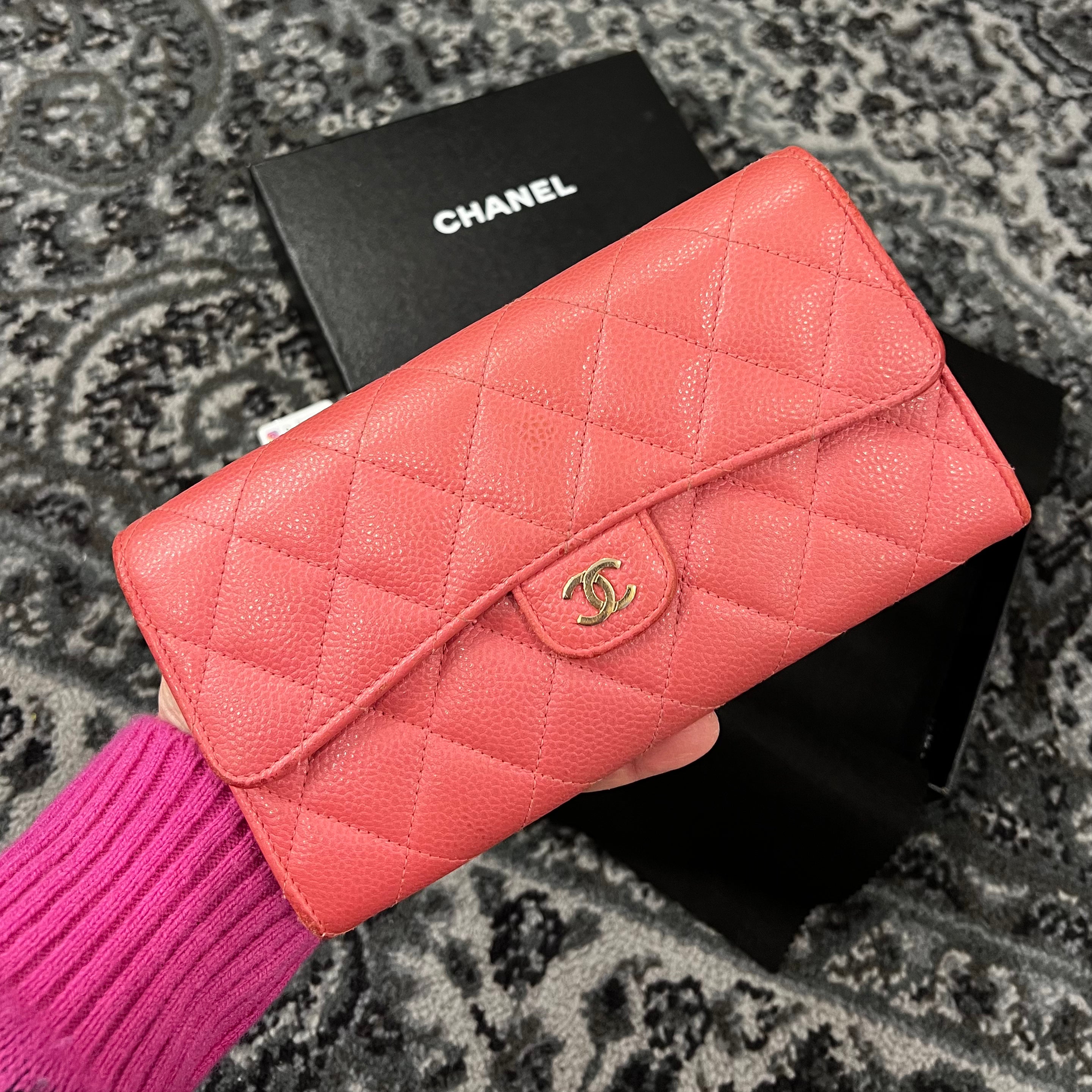 CHANEL Caviar Quilted Long Flap Wallet Pink Vintage Showroom NHype 1 Lodz Polska
