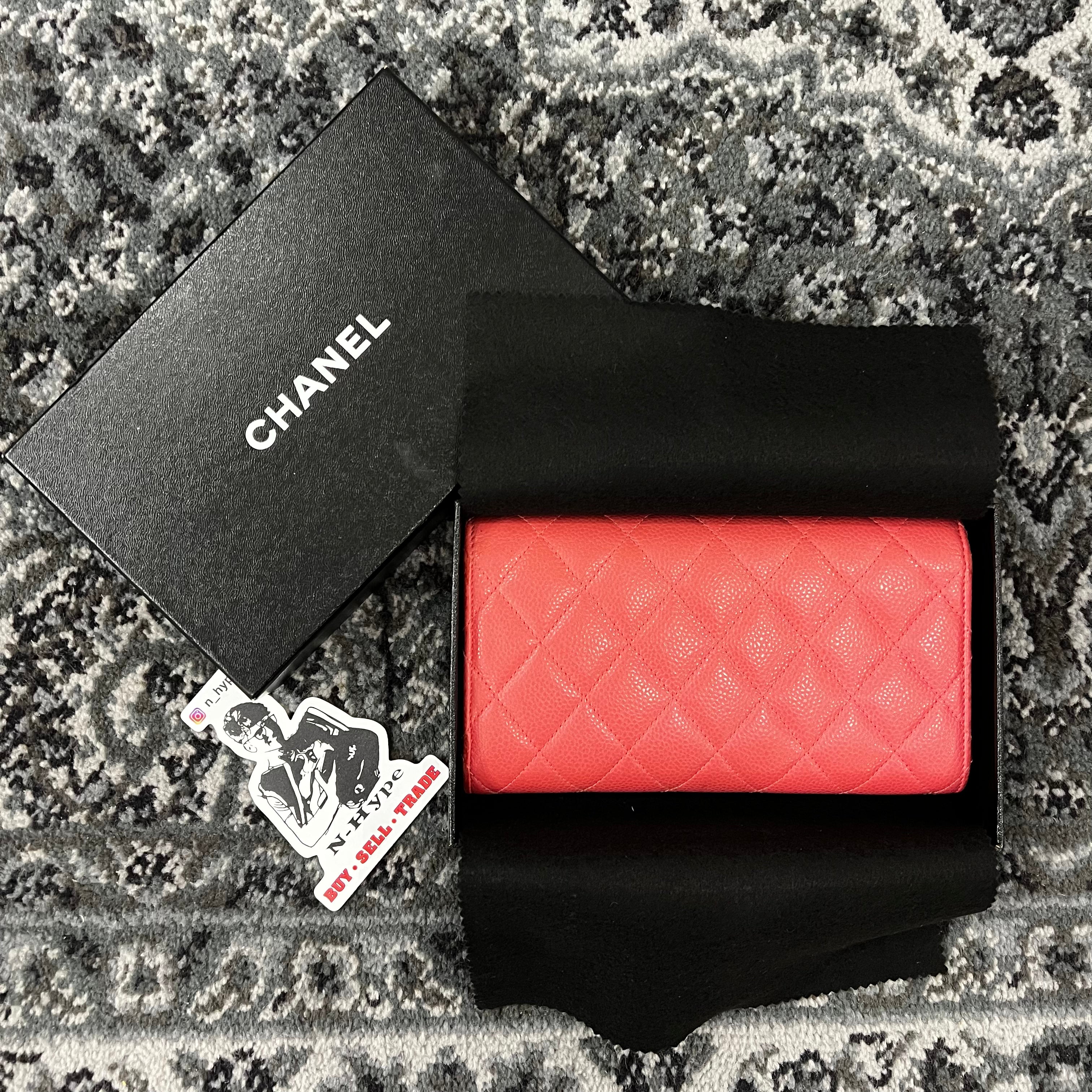 CHANEL Caviar Quilted Long Flap Wallet Pink Vintage Showroom NHype 2 Lodz Polska