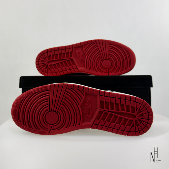 Jordan 1 Retro Low OG Chicago (2025)