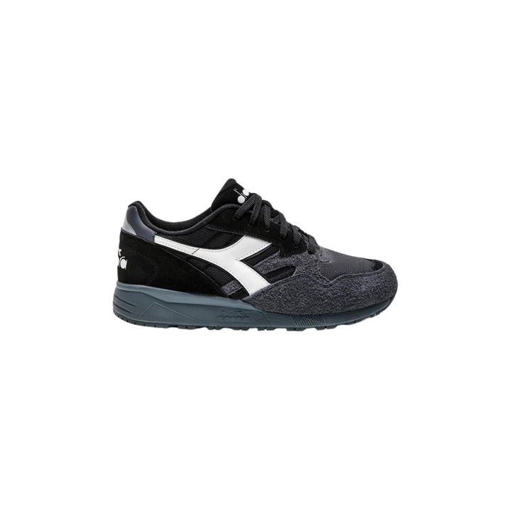 DIADORA N902 Hairy Suede Black