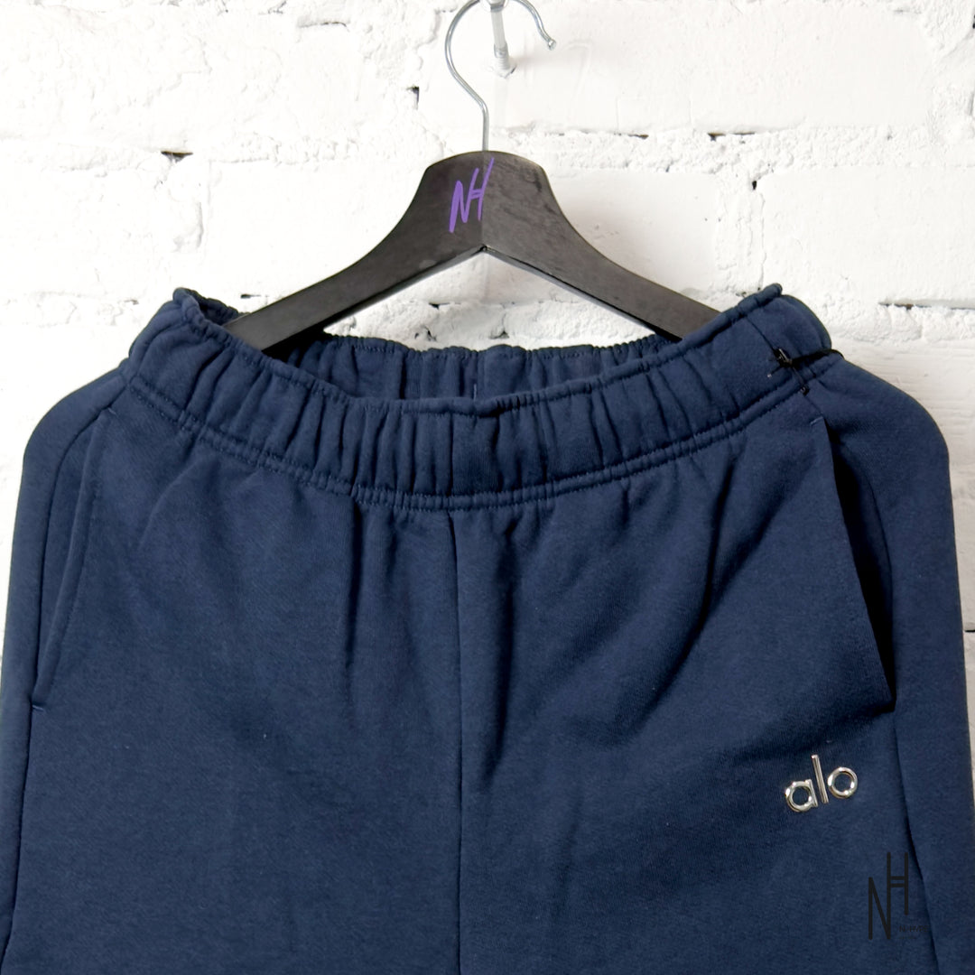 Alo Yoga Accolade Sweatpant Navy
