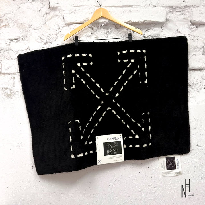 Off-White Arrows Door Mat Black Dashed White