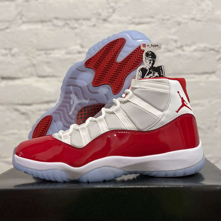 Jordan 11 Retro Cherry (2022)