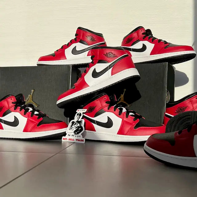 Jordan 1 Mid Chicago Black Toe (GS)