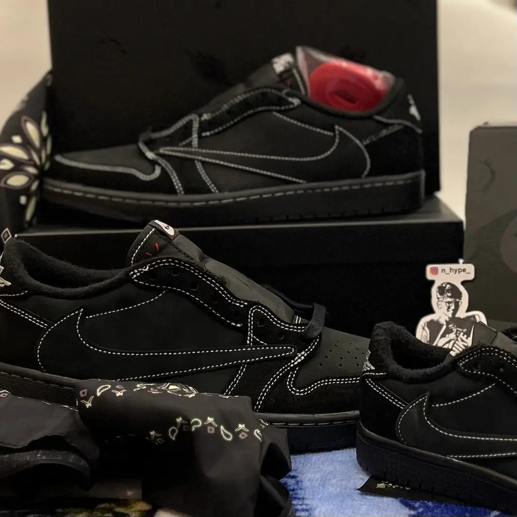 Jordan 1 Retro Low OG SP Travis Scott Black Phantom