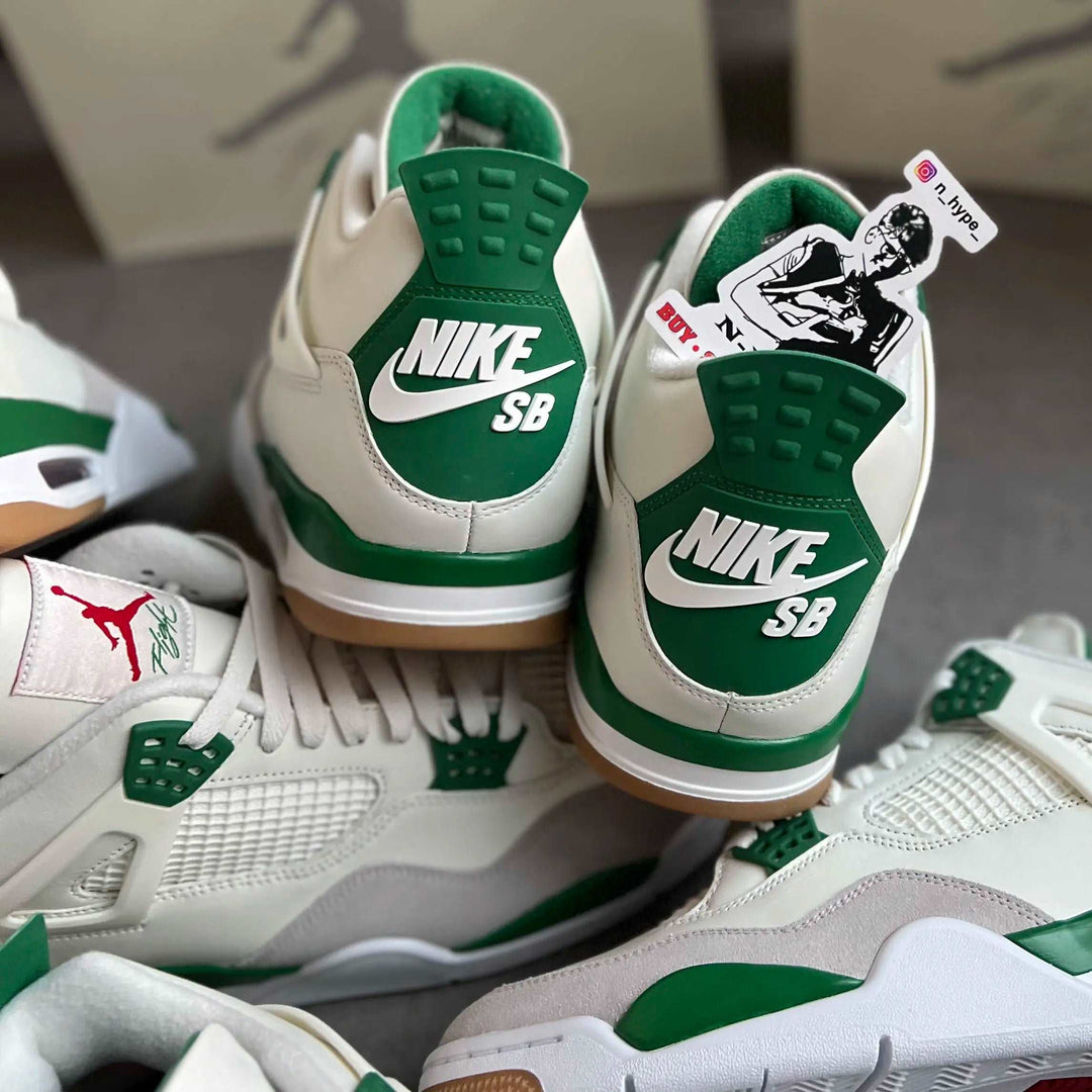 Jordan 4 Retro SB Pine Green