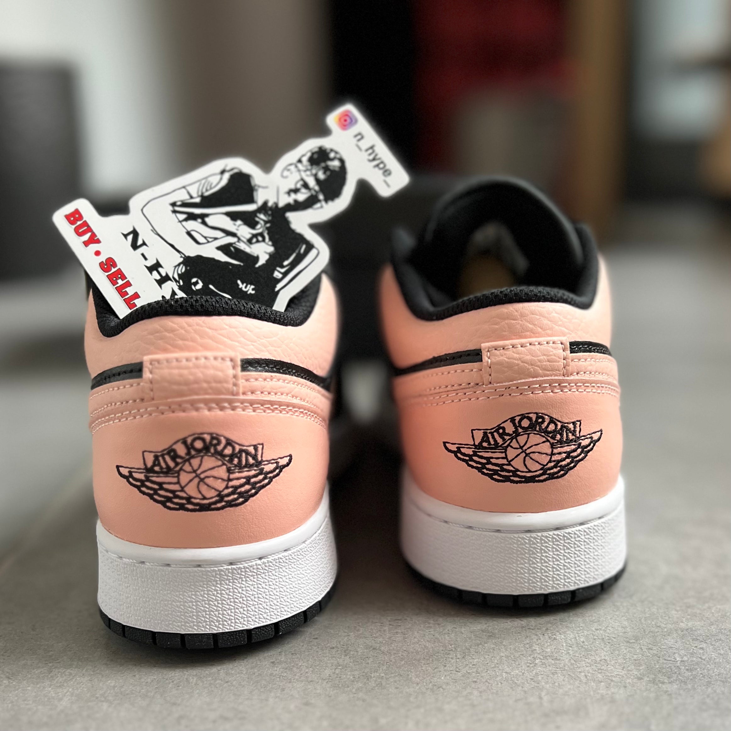 Retro 1 sale crimson tint gs