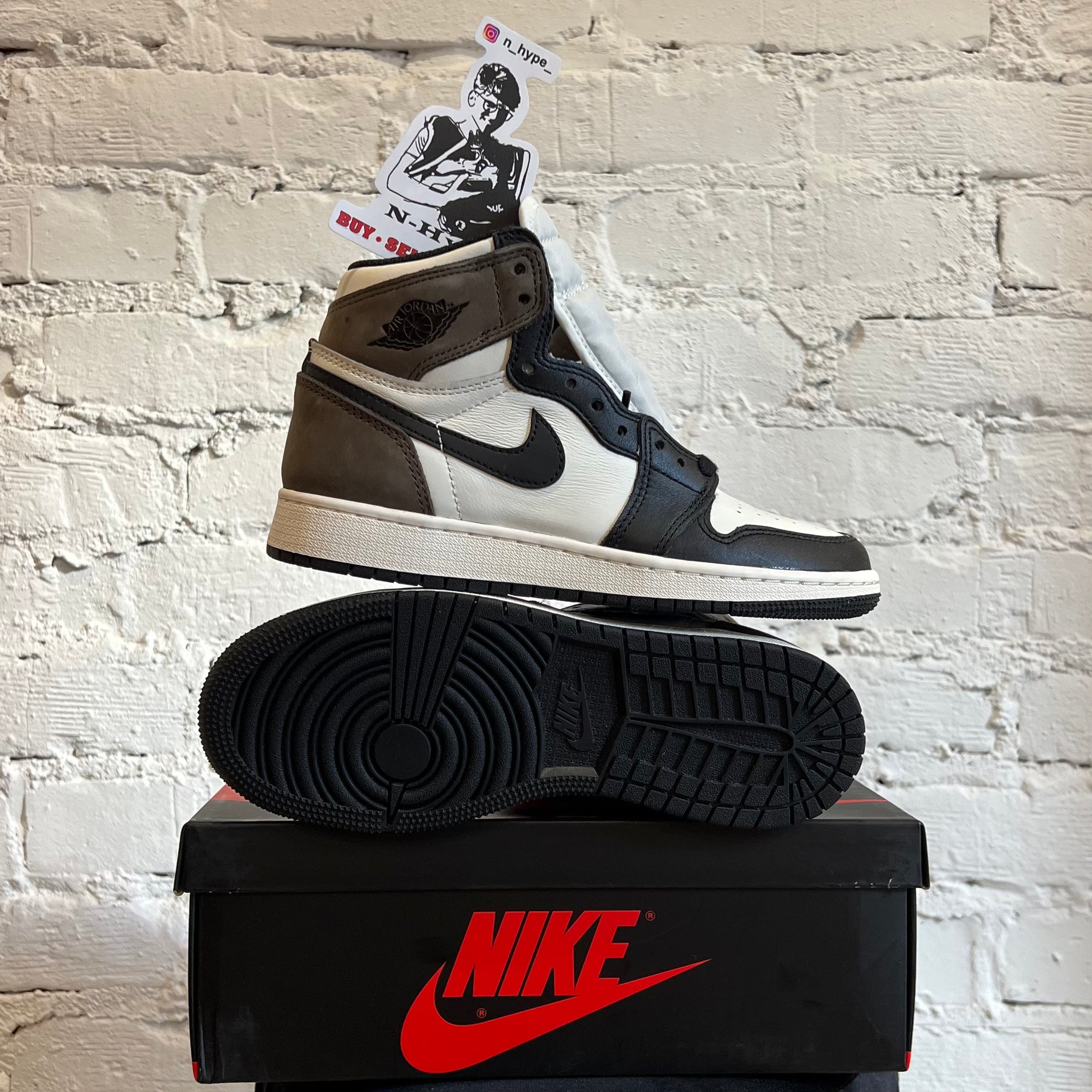 Jordan 1 Retro High Dark Mocha GS N Hype