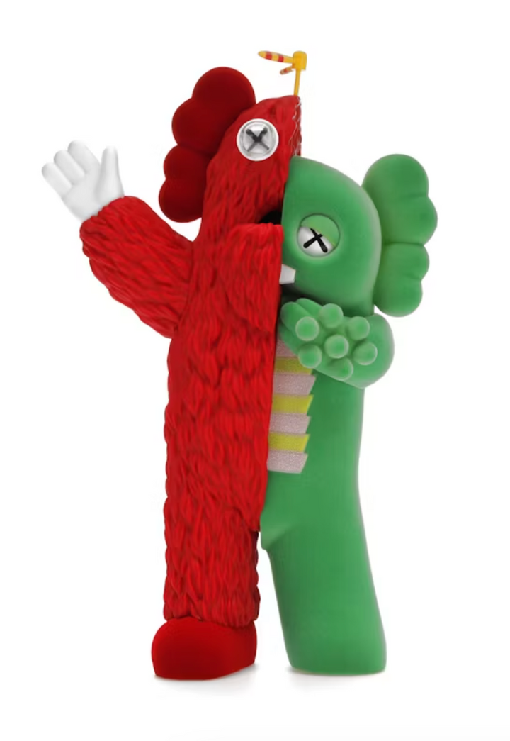 KAWS KACHAMUKKU Vinyl Figure Green/Red Showroom NHype Lodz Polska